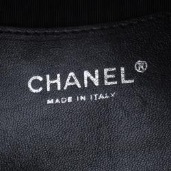 مملوكة مسبقًا Chanel Red & Black Patent Mademoiselle Bowling Bag