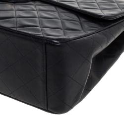 مملوكة مسبقًا Chanel Black Quilted Leather Maxi Vintage Classic Single Flap Bag