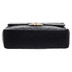 مملوكة مسبقًا Chanel Black Quilted Leather Maxi Vintage Classic Single Flap Bag
