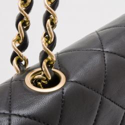 Pre Owned Chanel Vintage Black Lambskin Medium Flap Bag