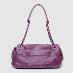 مملوكة مسبقًا Chanel Maroon Leather Shoulder Bag