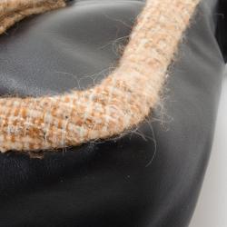 مملوكة مسبقًا Chanel Black Tweed and Leather Shoulder Bag
