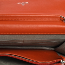 مملوكة مسبقًا Chanel Orange Quilted Leather CC Flap Wallet On Chain 