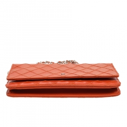 مملوكة مسبقًا Chanel Orange Quilted Leather CC Flap Wallet On Chain 