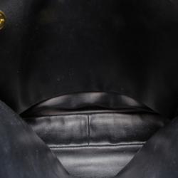 مملوكة مسبقًا Chanel Vintage Caviar Shoulder Bag