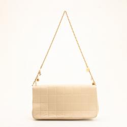 مملوكة مسبقًا Chanel Ivory Chocolate Bar Quilted Shoulder Bag with Charms