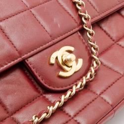 Pre Owned Chanel Burgundy Chocolate Bar Quilted East West Flap Bag