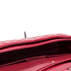 Pre Owned Chanel Red Quilted Caviar Leather Medium Classic Double Flap Bag