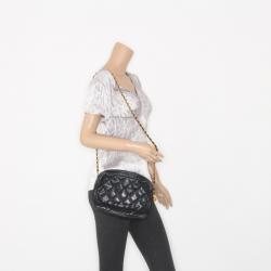 مملوكة مسبقًا Chanel Black Vintage Quilted Lambskin Tassel Shoulder Bag