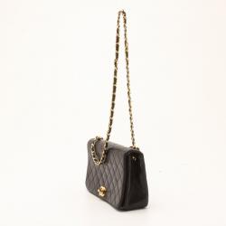 Pre Owned Chanel Black Matrasse Leather Shoulder Flap Bag 