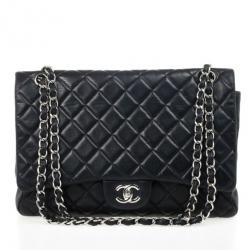 Pre Owned Chanel Black Quilted Lambskin Maxi Flap 