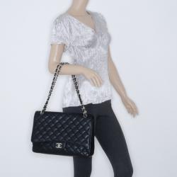 Pre Owned Chanel Black Quilted Caviar Maxi Flap