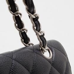 Pre Owned Chanel Black Quilted Caviar Maxi Flap