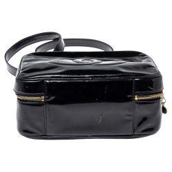 Pre Owned Chanel Black Patent Leather Vintage CC Vanity Case Top Handle Bag