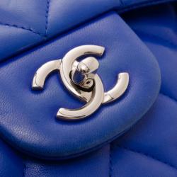 Pre Owned Chanel Electric Blue Lambskin Jumbo Flap