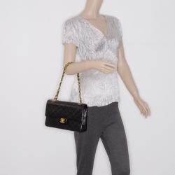 Pre Owned Chanel Vintage Black Lambskin Medium Flap Bag 