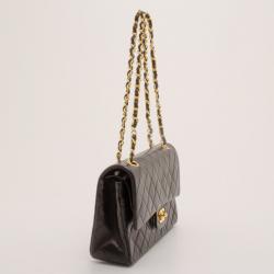 Pre Owned Chanel Vintage Black Lambskin Medium Flap Bag 