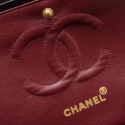 Pre Owned Chanel Vintage Black Lambskin Medium Flap Bag 
