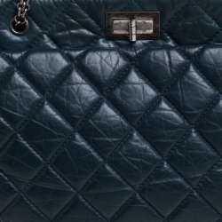 Pre Owned Chanel Dark Green Quilted Aged Leather 2.55 Reissue Grand Shopping Tote