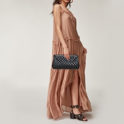 Pre Owned Chanel Black Quilted Caviar Leather In Story Clutch