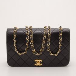 Pre Owned Chanel Vintage Black Lambskin Flap Bag