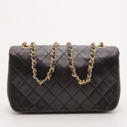 Pre Owned Chanel Vintage Black Lambskin Flap Bag