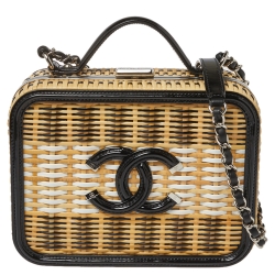 Pre Owned Chanel Beige/Black Rattan and Patent Leather CC Vanity Case Bag