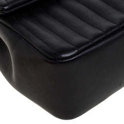 مملوكة مسبقًا Chanel Black Quilted Leather Classic Flap Bag