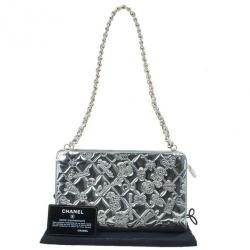 Pre Owned Chanel Metallic Gold Patent Charms Pochette