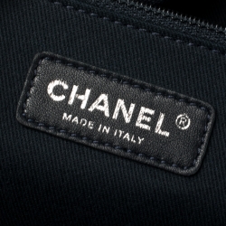 Pre Owned Chanel Navy Blue Denim Medium Deauville Shopper Tote