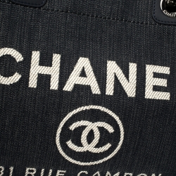 Pre Owned Chanel Navy Blue Denim Medium Deauville Shopper Tote