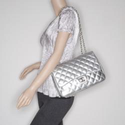 Pre Owned Chanel Lambskin Silver Jumbo Flap Bag