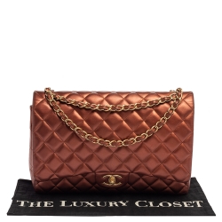 Pre Owned حقيبة شانيل ماكسي كلاسيك قلاب مزدوج جلد مبطن نحاسي ميتاليك