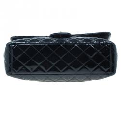 مملوكة مسبقًا Chanel Black Quilted Patent Leather Maxi Classic Single Flap Bag