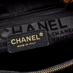 مملوكة مسبقًا Chanel Multicolor Crochet Tweed "Lucky Charms" Patchwork Pochette