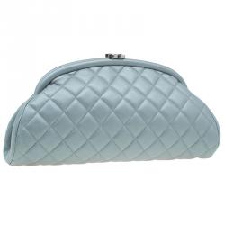 مملوكة مسبقًا Chanel Grey Quilted Leather Timeless Clutch