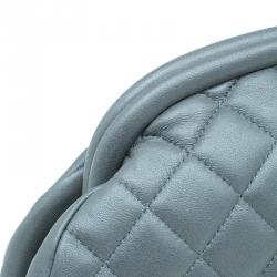 مملوكة مسبقًا Chanel Grey Quilted Leather Timeless Clutch