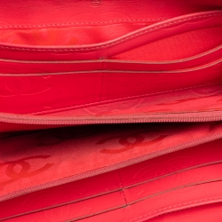 مملوكة مسبقًا Chanel Black Quilted Leather Ligne Cambon Zip Around Wallet