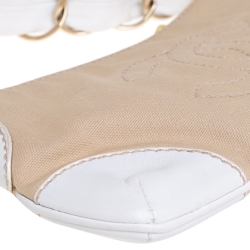 مملوكة مسبقًا Chanel Beige/White Canvas and Leather CC Olsen Bag