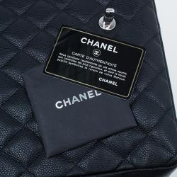 Pre Owned حقيبة يد شانيل جامبو كلاسيك سنجيل بغطاء جلد كافيارمبطن سوداء