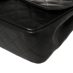 مملوكة مسبقًا Chanel Black Quilted Caviar Leather Jumbo Classic Single Flap Bag