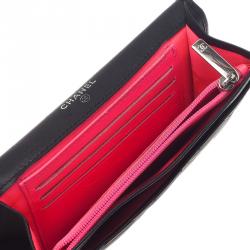 Pre Owned محفظة شانيل كامبون جلد أسود مبطن مضغوطة