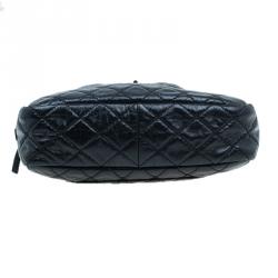 Pre Owned Chanel Black Quilted Crackled Leather Medium Reissue Camera Bag