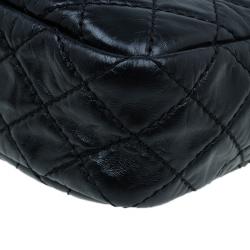 Pre Owned Chanel Black Quilted Crackled Leather Medium Reissue Camera Bag