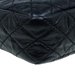 Pre Owned Chanel Black Quilted Crackled Leather Medium Reissue Camera Bag