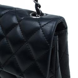 Pre Owned Chanel Black Quilted Lambskin East West Flap Bag