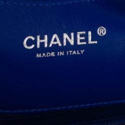 Pre Owned Chanel Blue Quilted Patent Medium Just Mademoiselle Bowling Bag