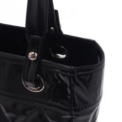 Pre Owned حقيبة شانيل بيتي باريس بياريتز شوبنغ جلد أسود لامع مبطن 