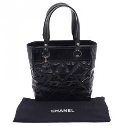 Pre Owned حقيبة شانيل بيتي باريس بياريتز شوبنغ جلد أسود لامع مبطن 