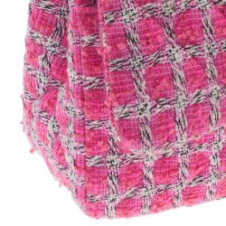 مملوكة مسبقًا Chanel Pink Quilted Wool Tweed Jumbo Classic Double Flap Bag